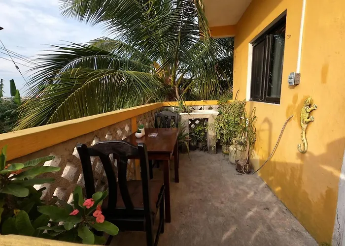 Pet friendly Casa Del Sol Azul - Isla Mujeres Villa