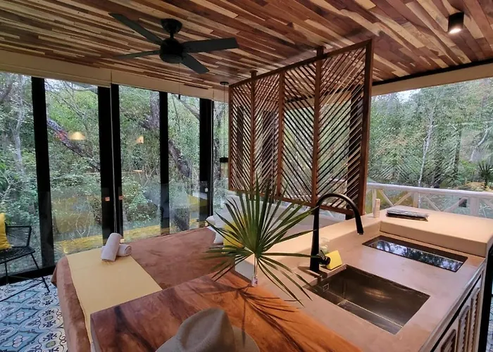 Cubo Invisible En La Selva Aparthotel Tulum