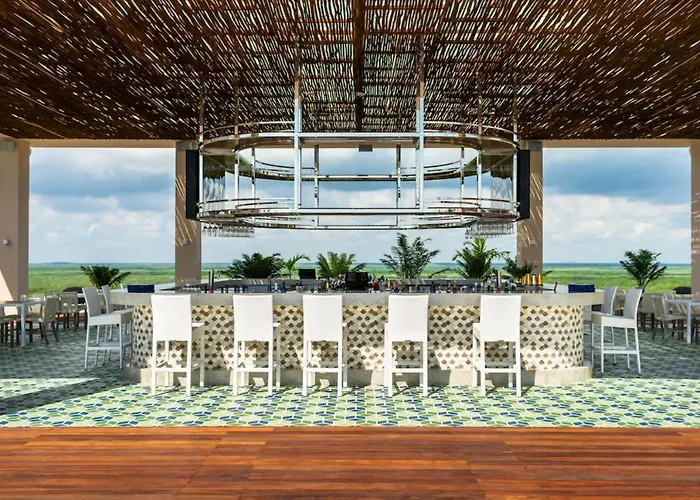 5 Diamond Luxury Resort! Cancun