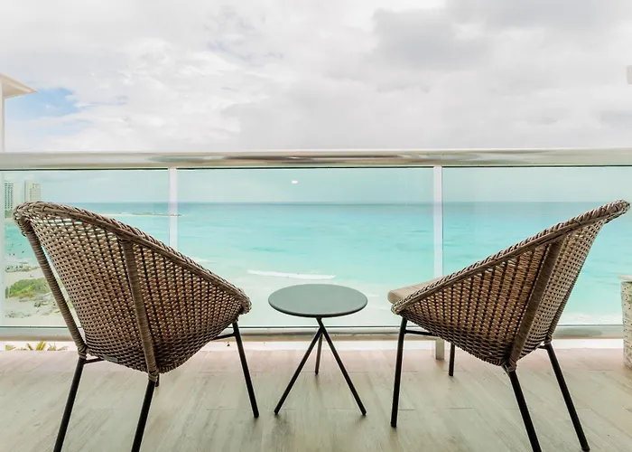 The Oceanfront By Casa Paraiso Cancun