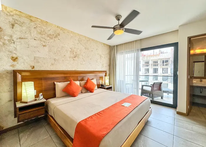 Playa del Carmen 4 Star Hotels