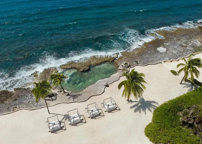 Puerto Aventuras Hotels