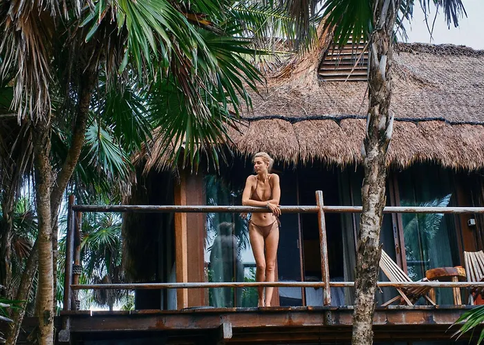 Libelula Tulum Beachfront Hotel - um hotel de 4 estrelas