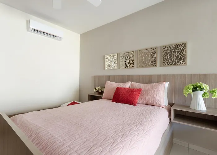 Large Apartment With Pool And Terrace! Cancún
