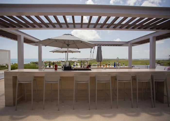 Huisdiervriedelijke Luxurious 4Br Condo By The Beach - Rooftop Pool Cancún