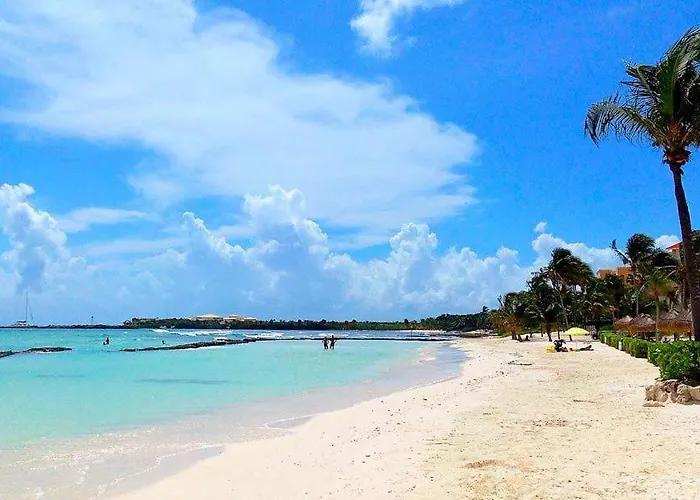 Pet friendly Hermosa Mansion En Puerto Aventuras Con Alberca