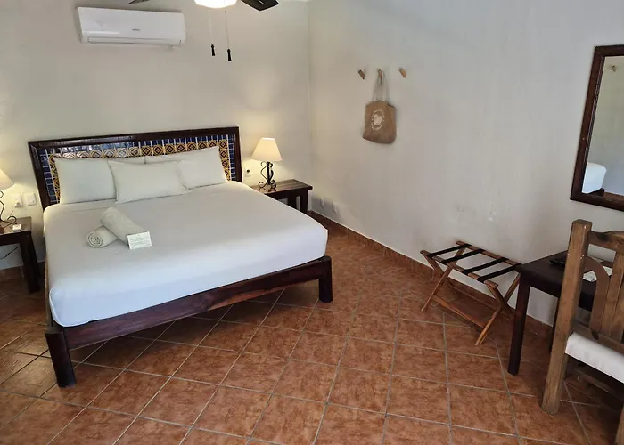 Petit Lafitte Beach Front Hotel & Bungalows Playa del Carmen