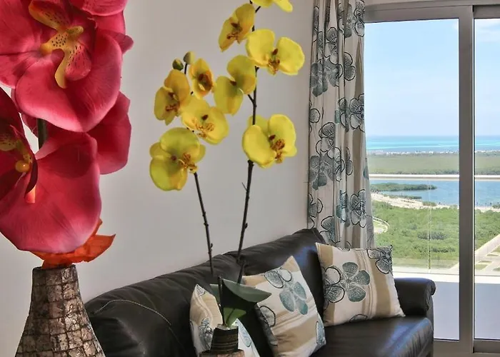 Barcelona Tower Suites Cancun