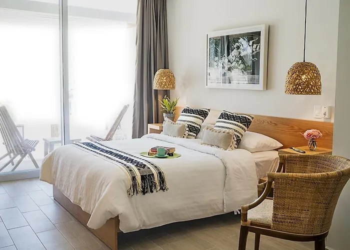 Pet friendly Arrecife Studios I Prime Location Steps To The Beach Playa del Carmen