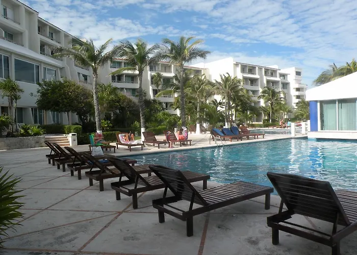 Cancun Beach Aparthotel By Solymar