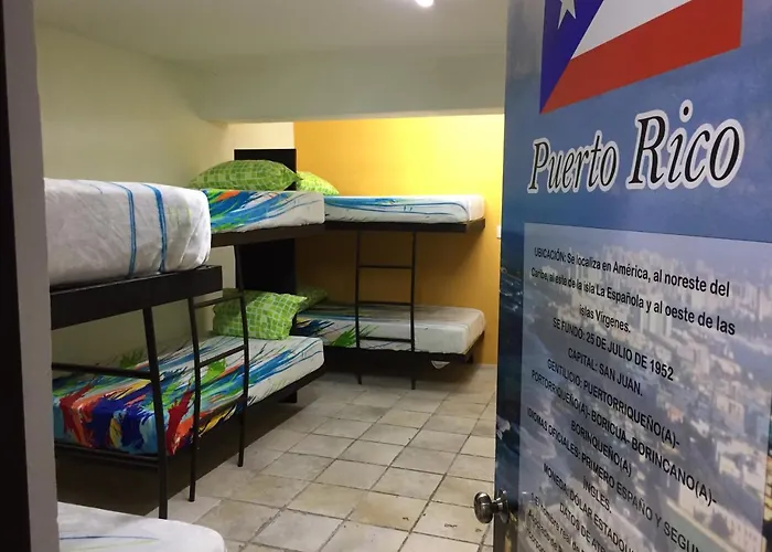 Tropical Caribbean Hostel Cancún