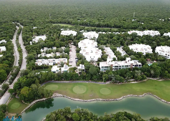 Golf View Luxury Condo Hosted By Olahola Akumal acceptant les animaux