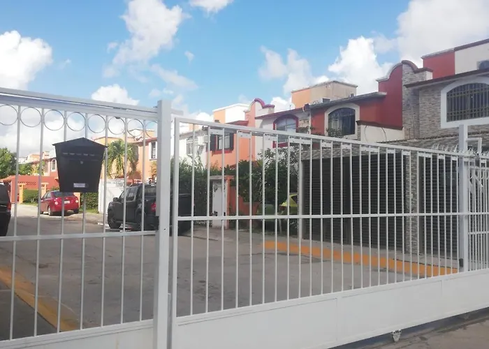 Boutique Style House In Cancún