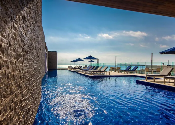 *Brand New* One Bedroom Condo Behind Mamitas Beach Playa del Carmen che accetta animali